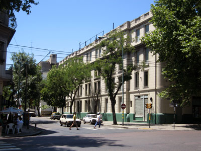 Buenos Aires, Parque Patricios, Casa Colectiva Valentín Alsina, 1919