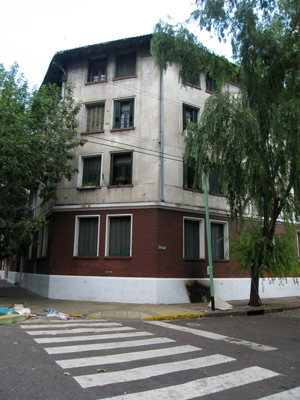 Buenos Aires, Flores, La Mansión de Flores, 1924