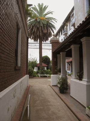 Buenos Aires, Flores, La Mansión de Flores, 1924