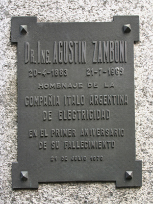 Agustín Zamboni, Cementerio de la Recoleta, placa