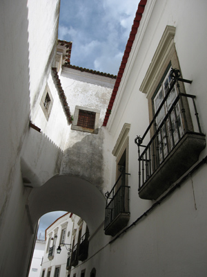 Portugal, Évora, archway, arco