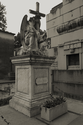 Argentina, Tucumán, San Miguel de Tucumán, Cementerio del Oeste, Lola Mora