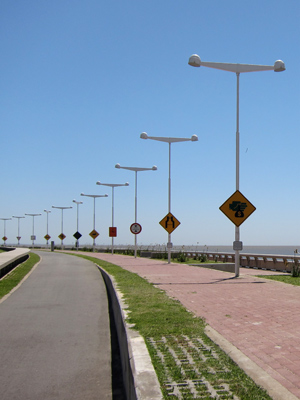 Buenos Aires, Belgrano, Parque de la Memoria, Carteles de la Memoria, Grupo de Arte Callejero